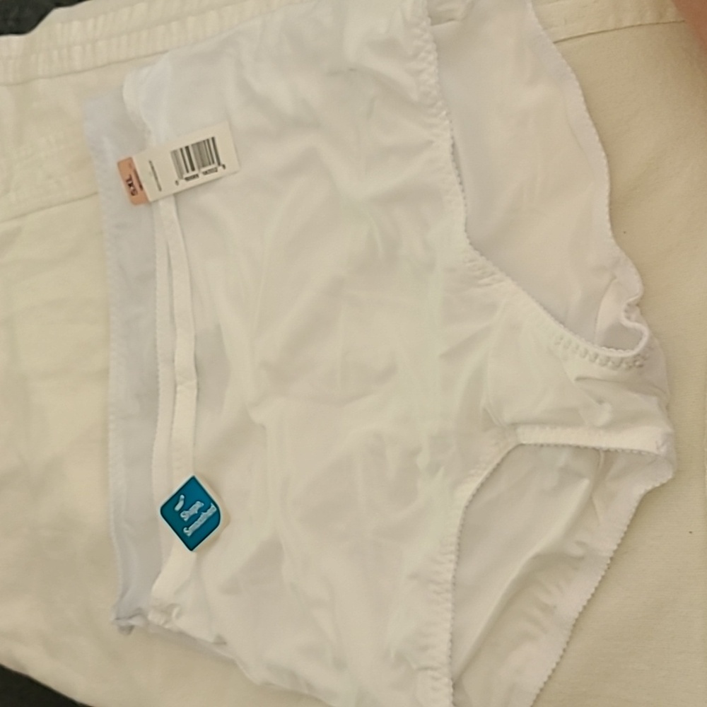 2 paired panty shapewear